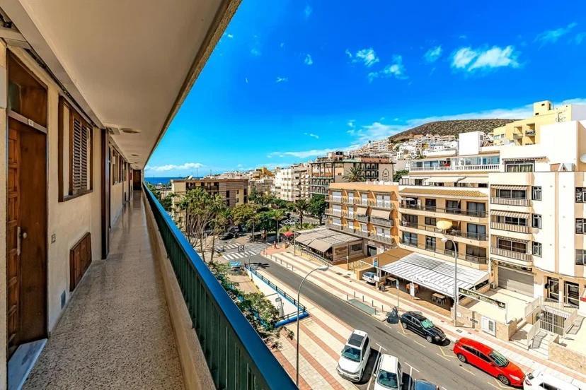 Tenerifeopenhome Bright Penthouse On The Beach Los Cristianos Arona  Bagian luar foto